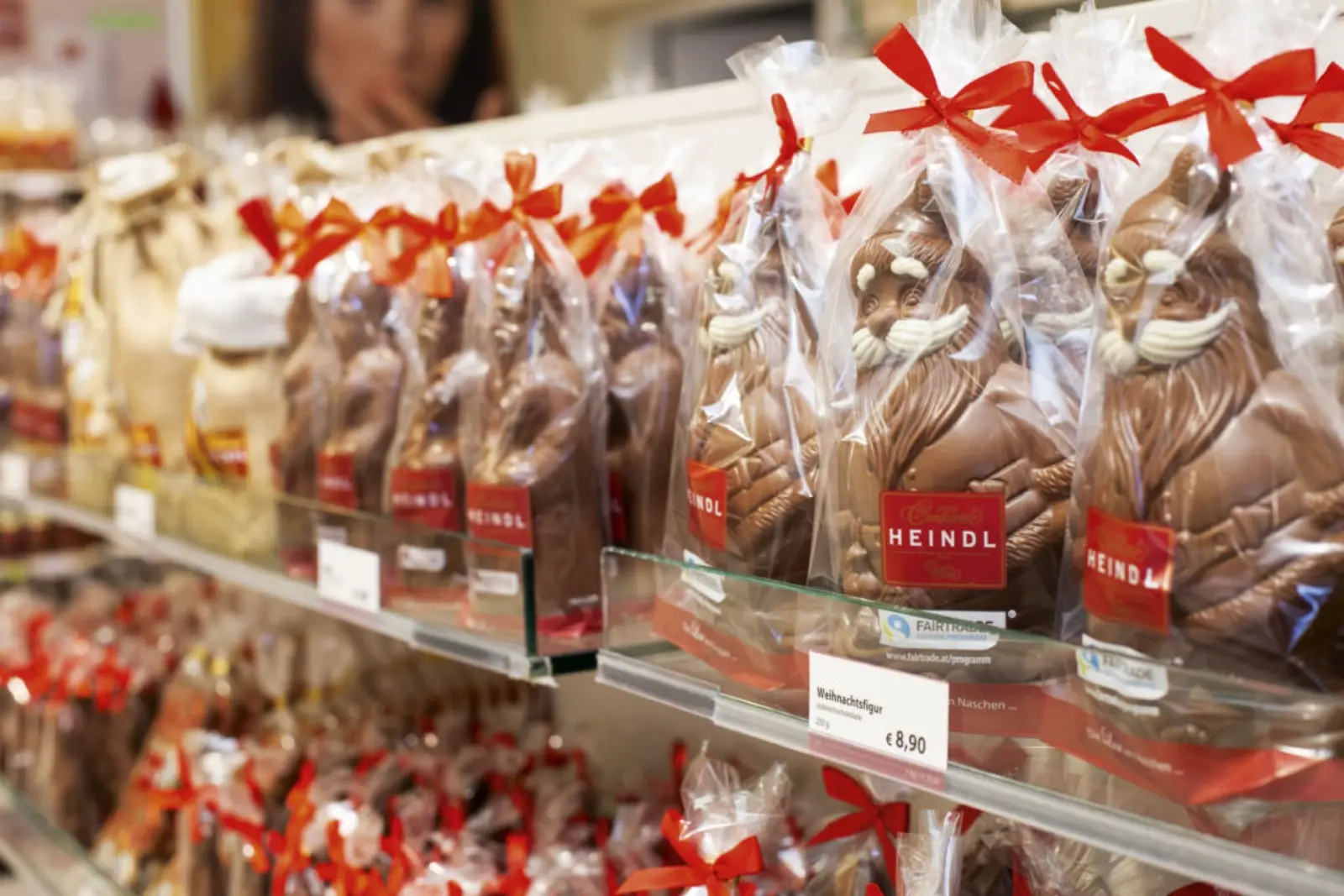 „In der Weihnachtssaison machen wir 25 Prozent unseres Umsatzes.“

– Andreas Heindl – 
Unternehmenschef und Konditormeister